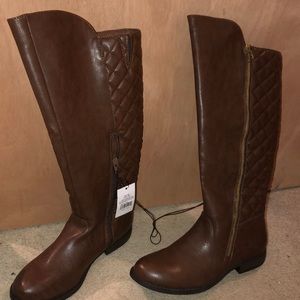Brown size 8 riding boots